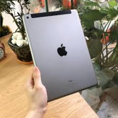 iPad 6 2018 32GB Cũ LikeNew 99%